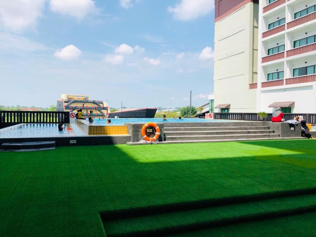 Mudzaffar Hotel Malacca Bagian luar foto