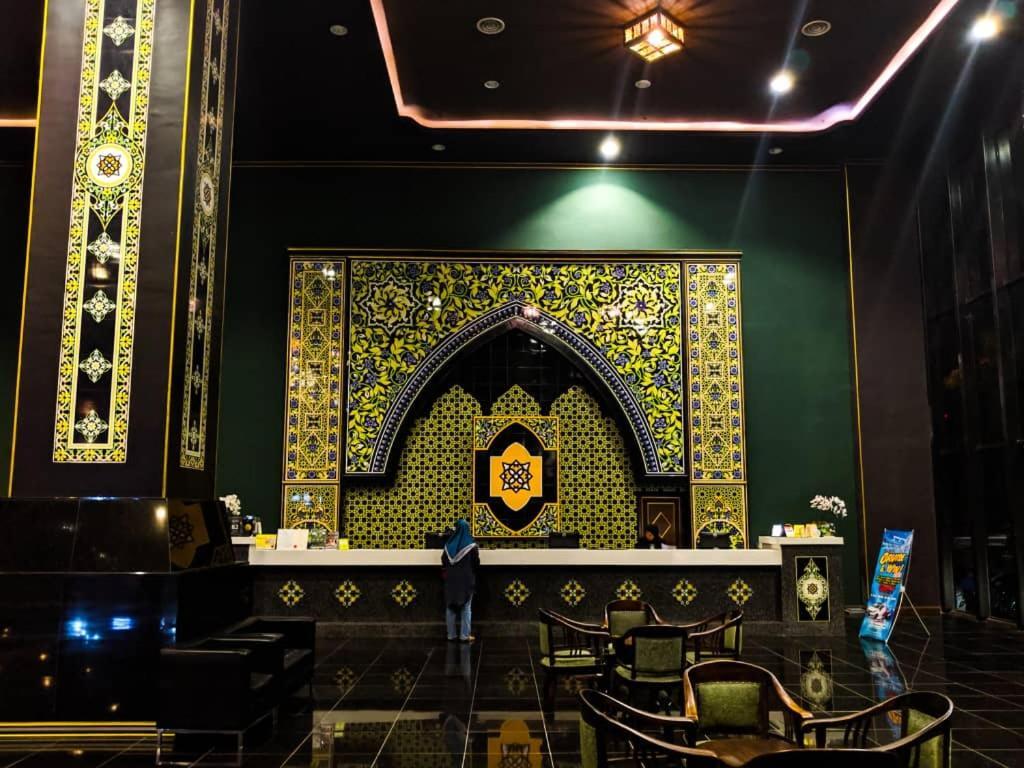 Mudzaffar Hotel Malacca Bagian luar foto